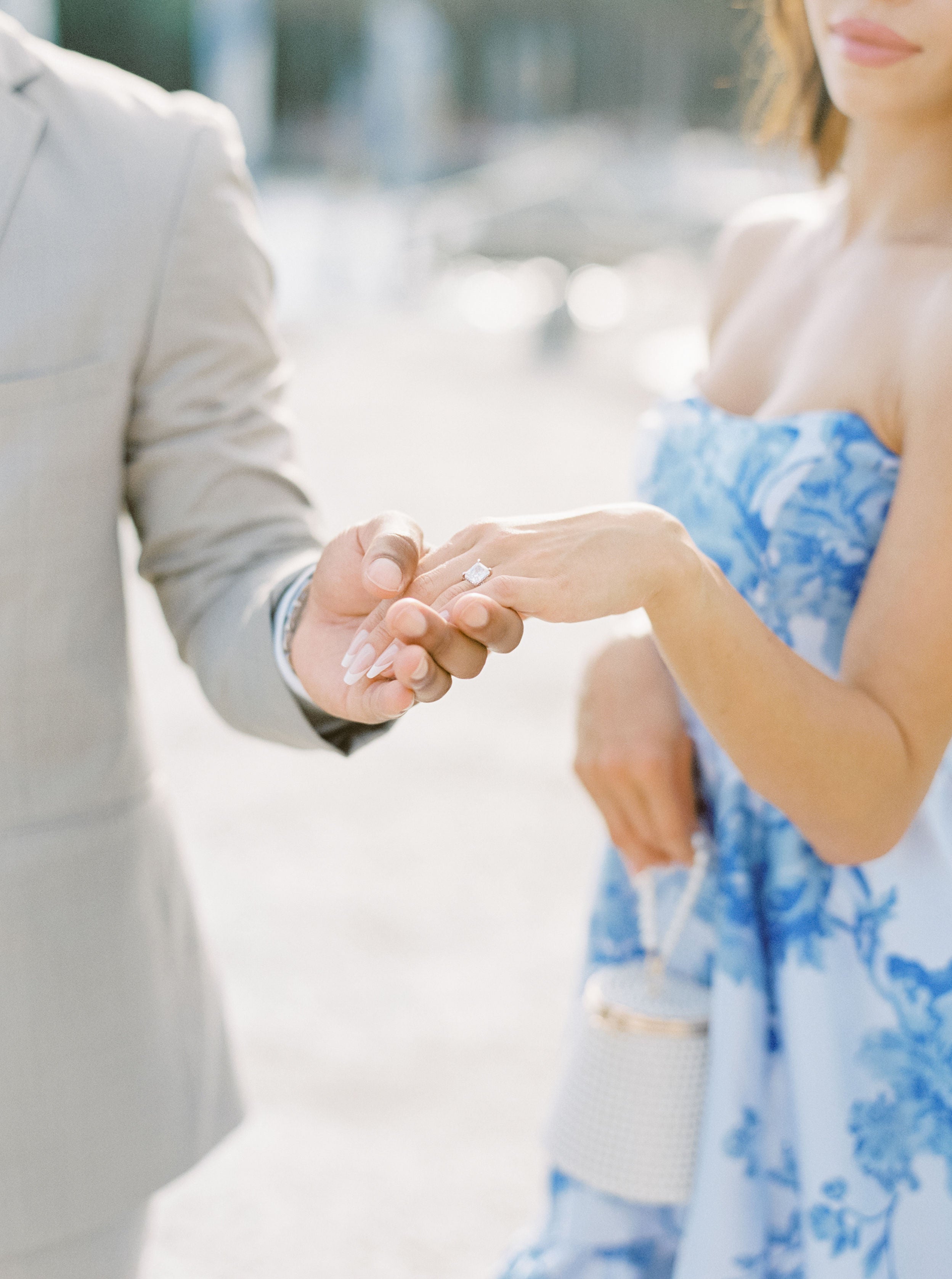 custom lab grown diamond engagement rings