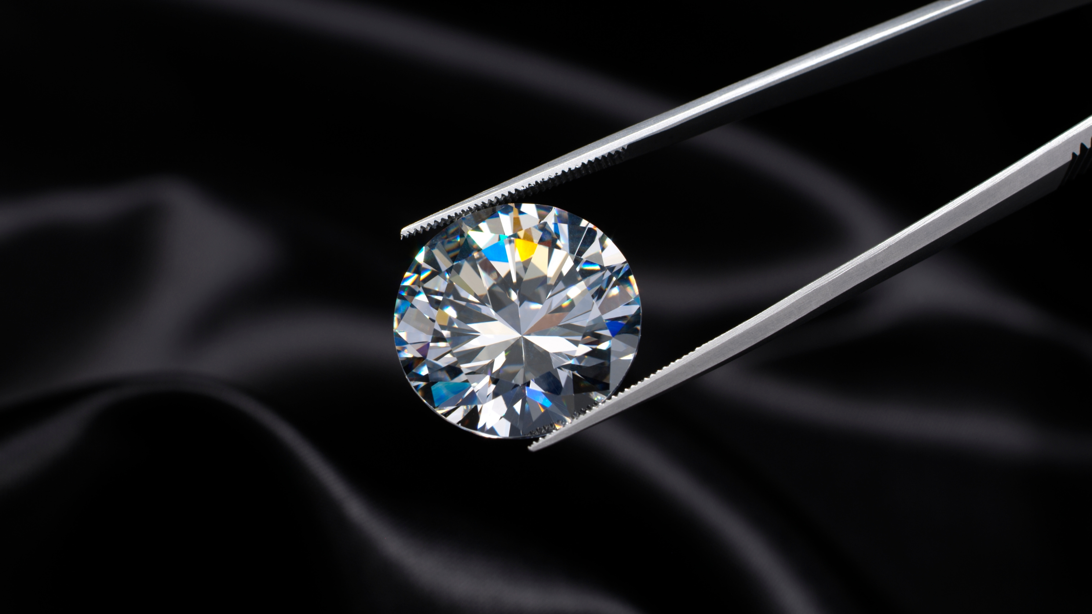 lab-grown diamonds vs natural diamonds: the ultimate durability test